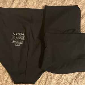 Nyssa Black fourthwear